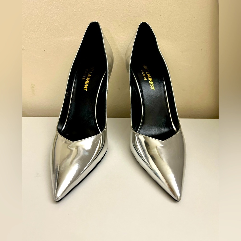 Sliver metallic pumps